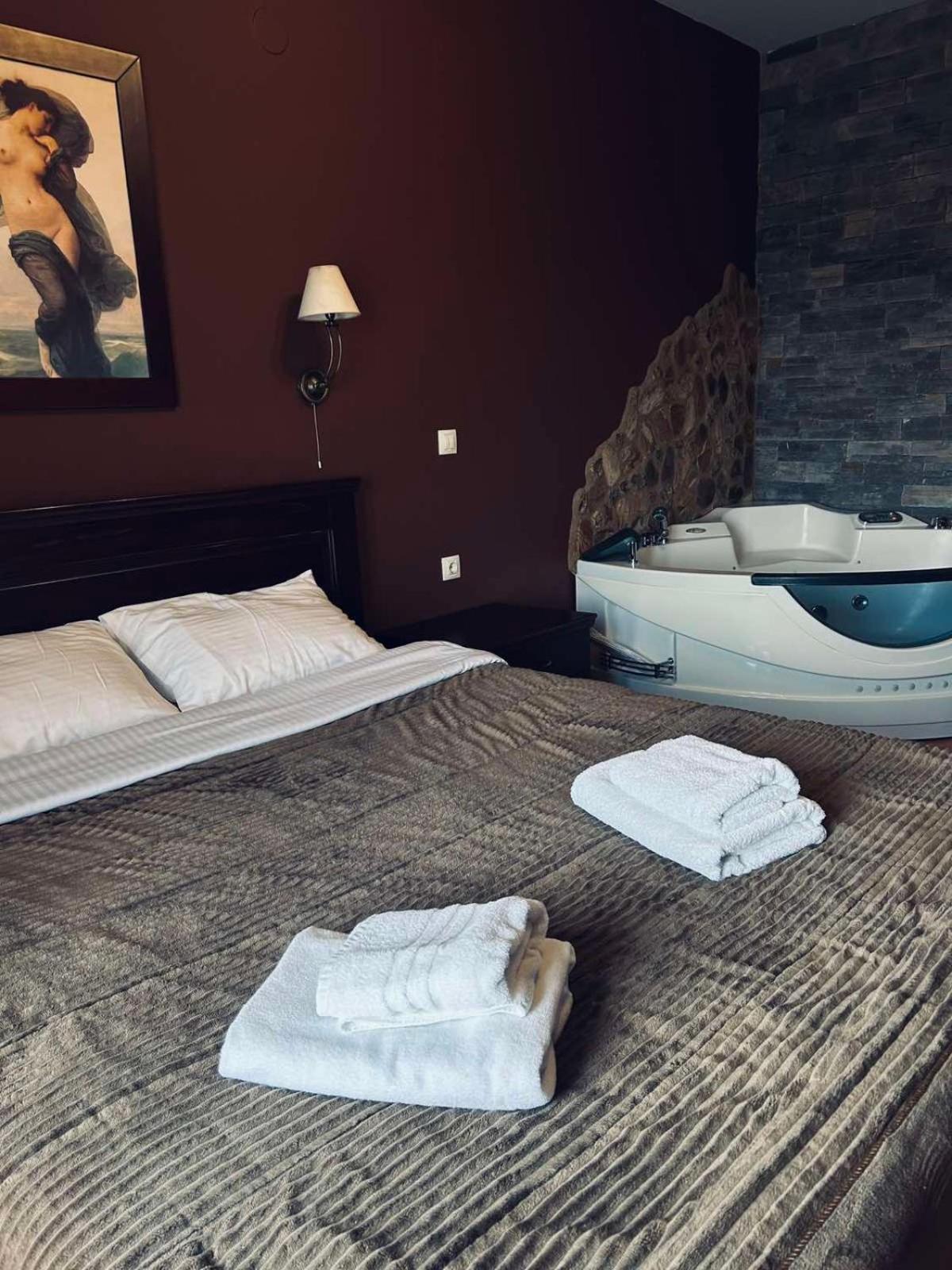 Hotel Athina Káto Loutrákion Buitenkant foto